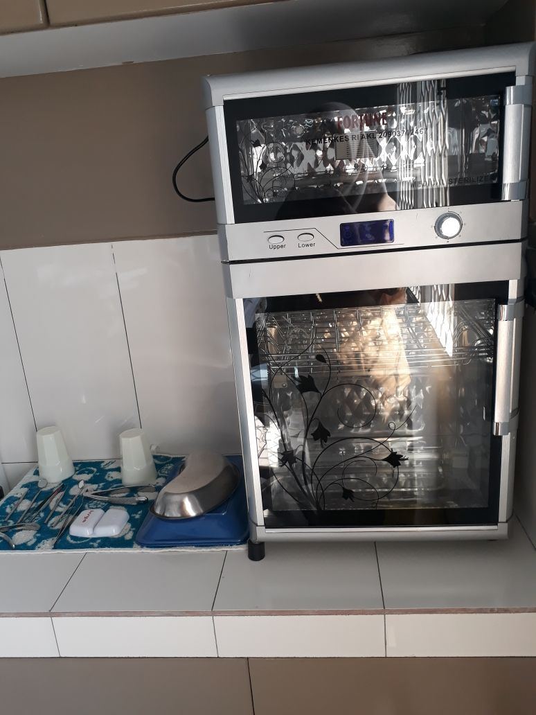 Sterilisator alat